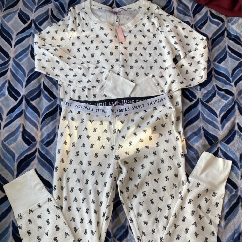 Victoria's Secret Women's White and Black Suit